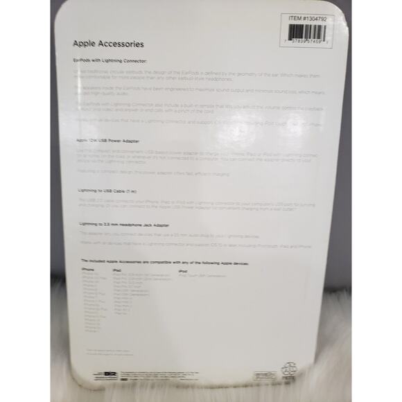 NEW Apple Accessory Bundle 4-pack Item #1304792 lightening connector usb power - Picture 6 of 6